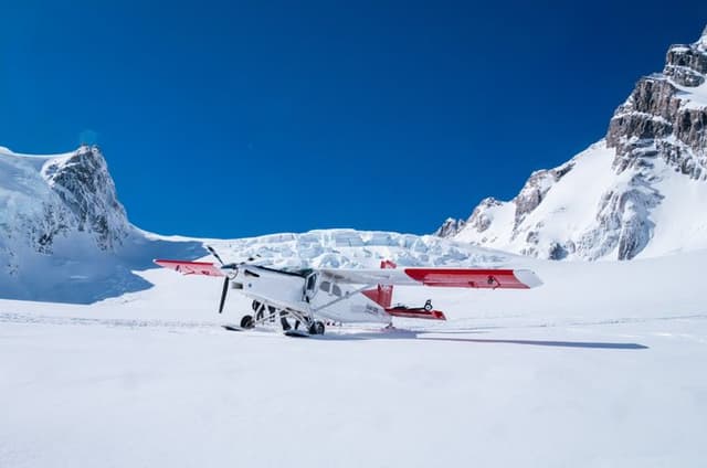 55 minute Grand Circle Ski Plane