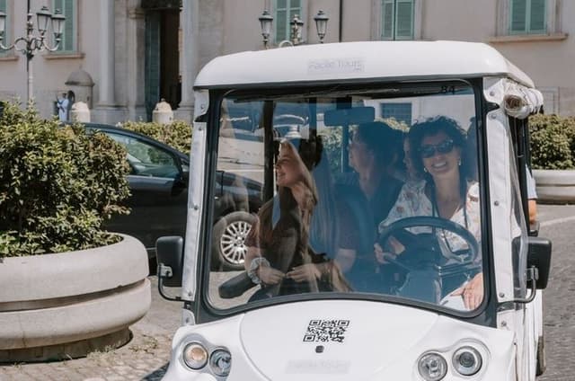 1.5 Hour Rome Iconic Sights Golf Cart Tour