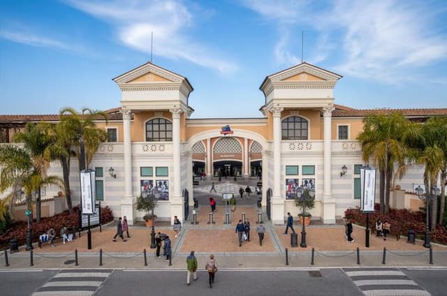 McArthurGlen Castel Romano Outlet Shopping Pass with Extra 10%Off