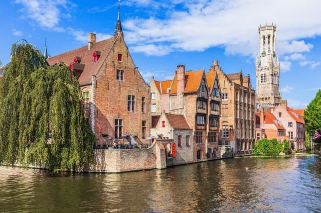 Bruges Evening Food Tour Chocolate Waffles Beer Flemish Food