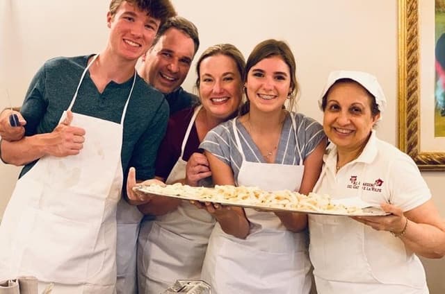 Florence Pasta & Tiramisu Cooking Class With Wine - Cooking Italy