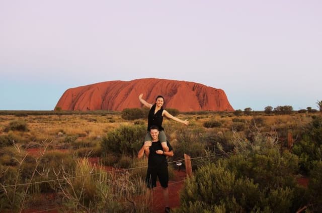 Uluru Day Tour Experience with BBQ Dinner