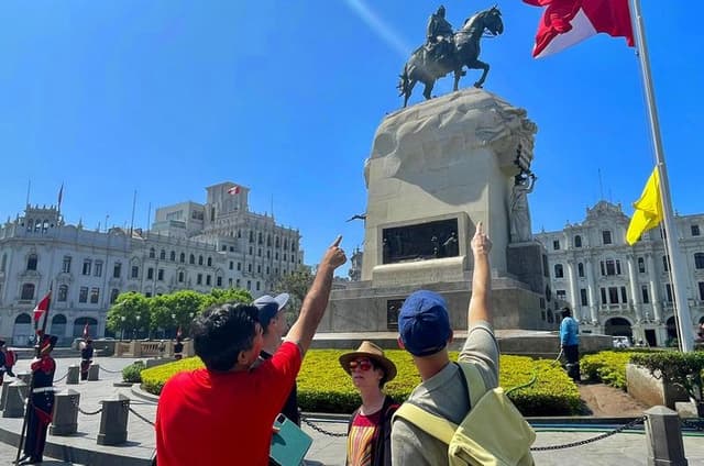 Historical Walking Tour: Legends of Lima