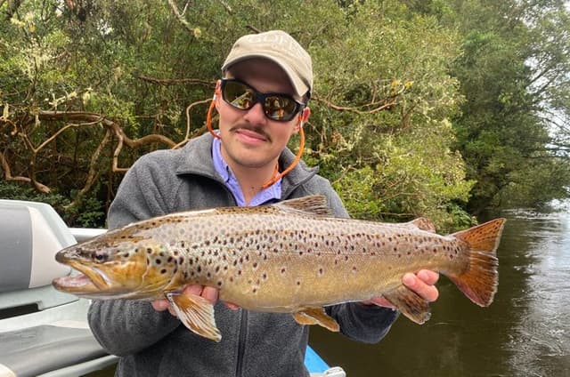 Full day or half day fishing in Río Maullín - Petrohue - Rahue