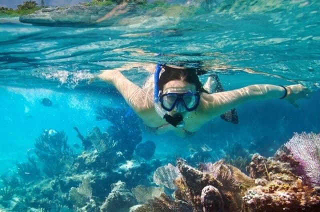 San Cristobal Galapagos 360 - Snorkeling Tour (Kicker Rock)
