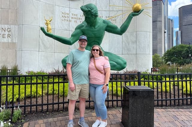 2 Hour Detroit City Highlights Walking Tour Downtown Landmarks