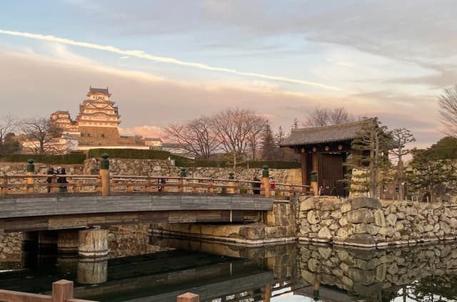 Private tour of Himeji and Kobe from Osaka in Spanish