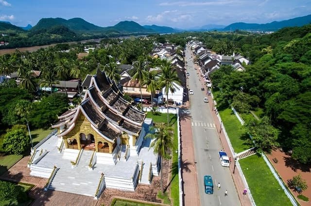 Luang Prabang Morning Alms Giving, Market and City Tour