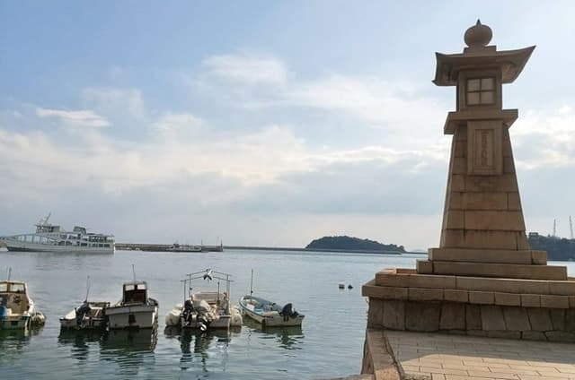 Historic Tomonoura Private Tour with a Local Fukuyama Guide