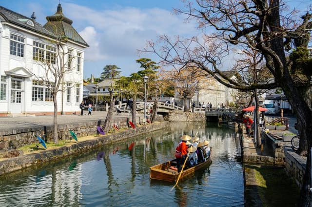 Kurashiki Bikan Quarter Walking Tour with Optional Matcha Voucher