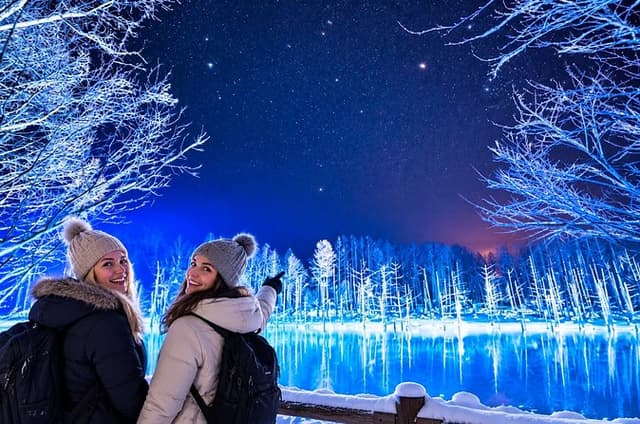 Asahiyama Zoo, Shirahige Falls & Blue Pond Illumination Tour