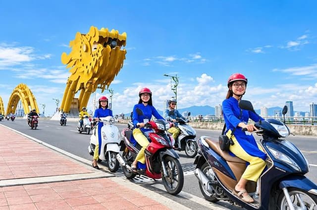 DaNang City Tour Scooter Sightseeing & Cafe Culture By Lady Rider