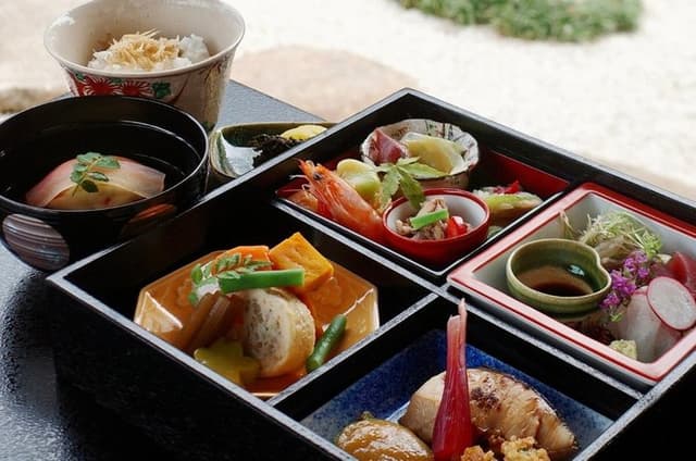 Inuyama Tea Ceremony and Garden Bento Lunch from Nagoya