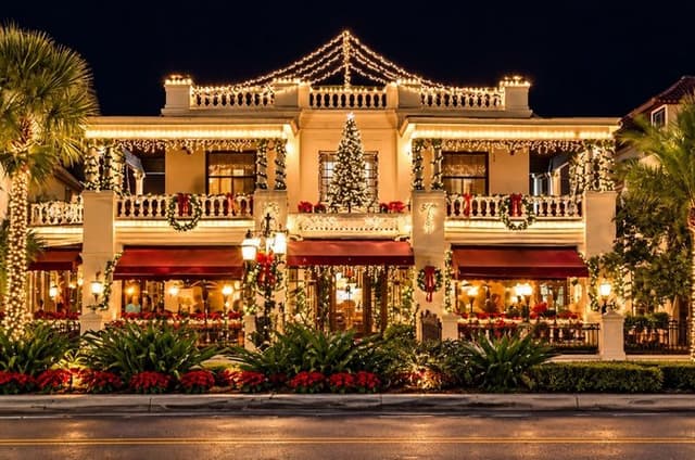 St. Augustine Nights of Lights Golf Cart Rentals FREE DRIVER