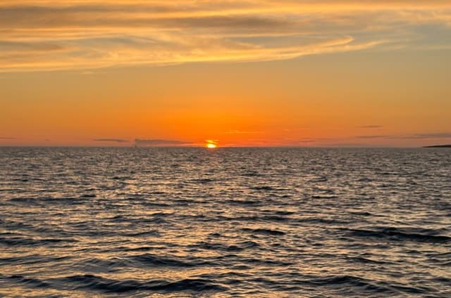 Cascais Sunset Private Sailing Tour 2 hrs