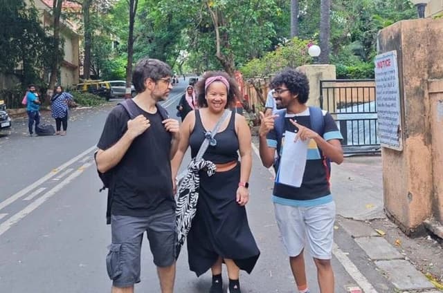 Discover the Hidden Gems of Bandra on an Engaging Walking Tour
