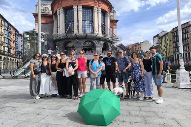 FreeTour Bilbao Stories not in Google