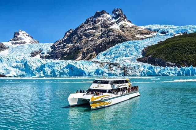 All Glacier Navigation: Sail Among Upsala and Spegazzini Glaciers