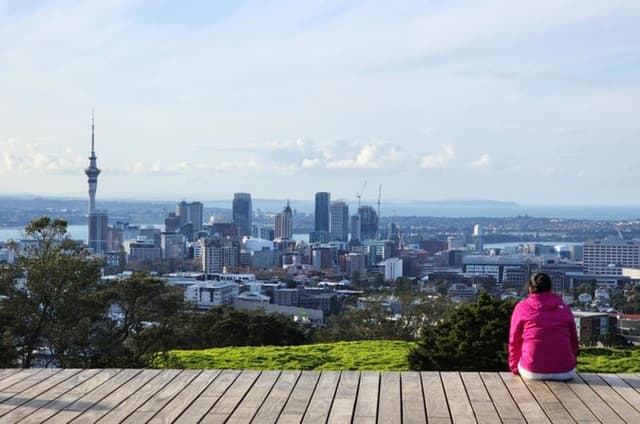 Full Day Private Tour of Auckland - Layers Of The City