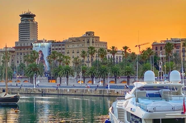 Gothic Quarter Walking Tour in Barcelona