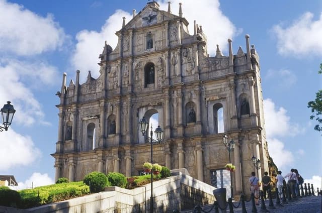 Private Luxury Tour of Macau Culture, History and Street Food