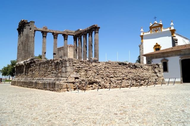 Évora (UNESCO World Heritage) Private Shore Tour