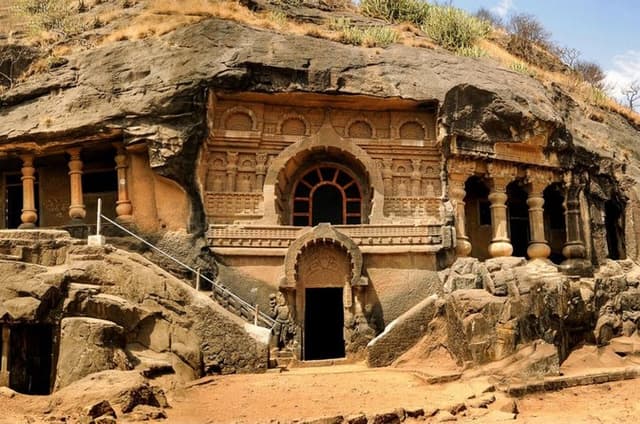 Nashik Heritage & Wine Trail with Sula Vineyards, Caves & Sunset