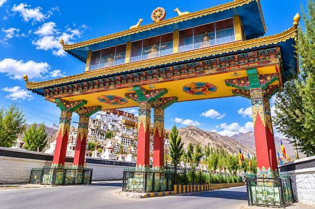 Leh Local Monasteries and Palace Tour (Shey, Thicksey, Hemis)