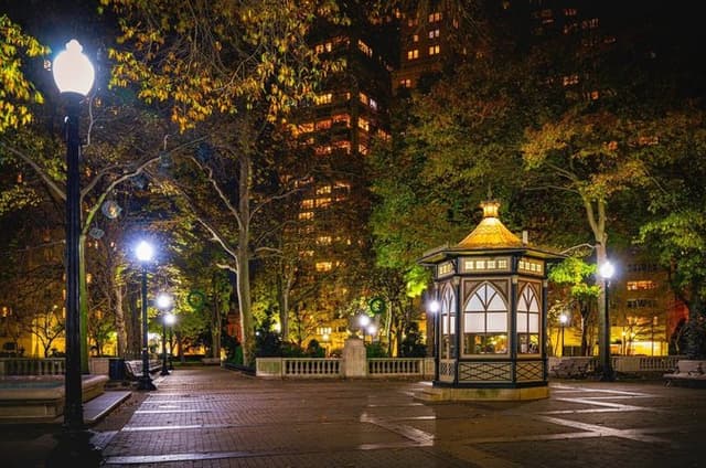 Philadelphia Haunted Old City Self Guided Ghost Tour Game
