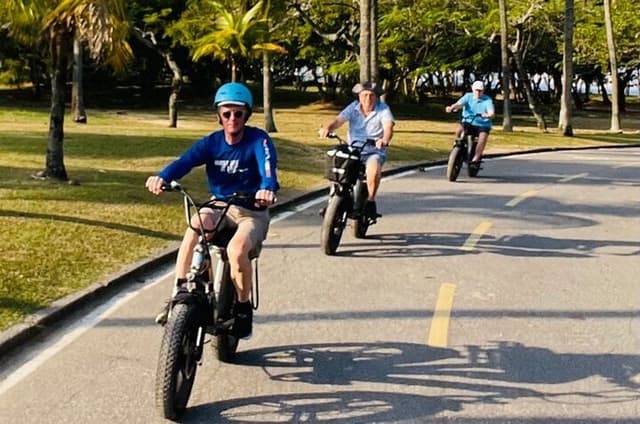 Electric Bike️ Tour: Rio Historic Center