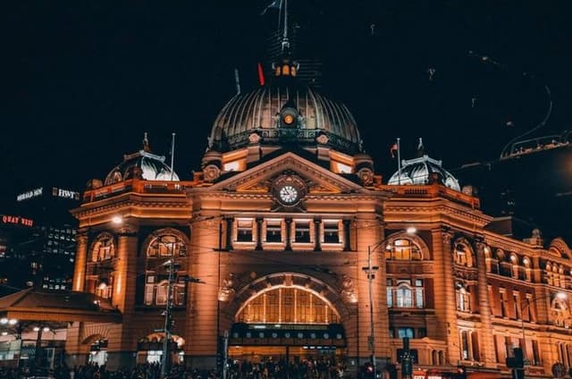 Private Walking Tour of Melbourne City Baths