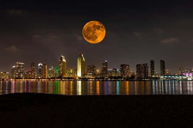 San Diego Haunted La Jolla Self Guided Ghost Tour