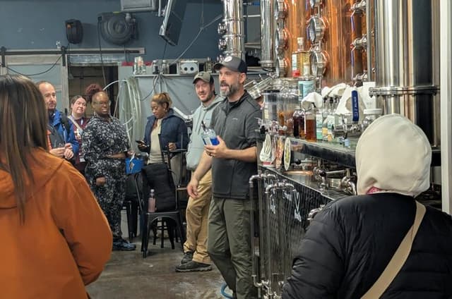 Lumberjack Cove Distillery Tour with Infusion Experience