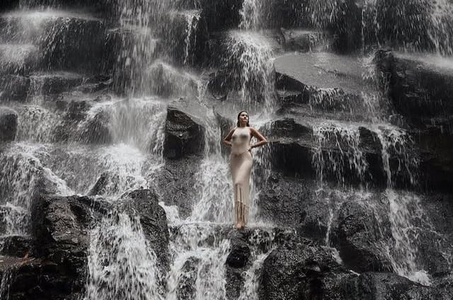 Best Ubud Private Tour : Monkey Forest, Rice Terraces & Waterfall