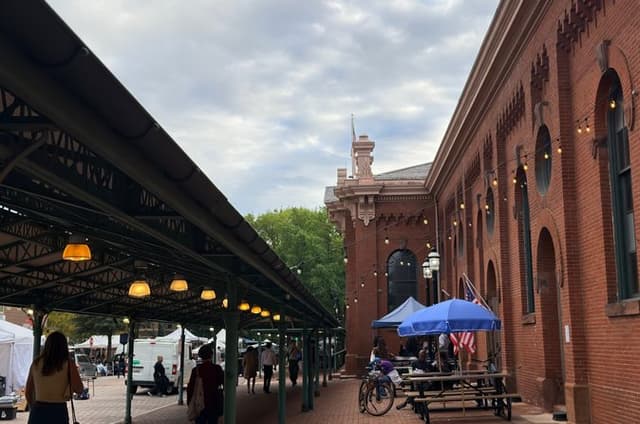 Beyond the Monuments Live a Day as a Washingtonian
