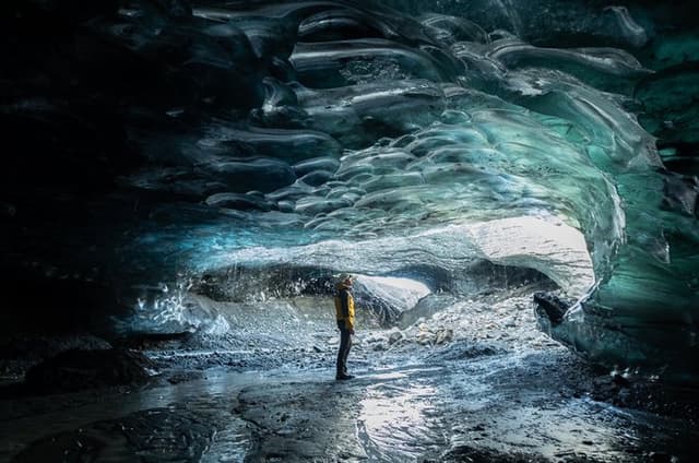 The Original Ice Cave Tour in Jökulsárlón Glacier Lagoon