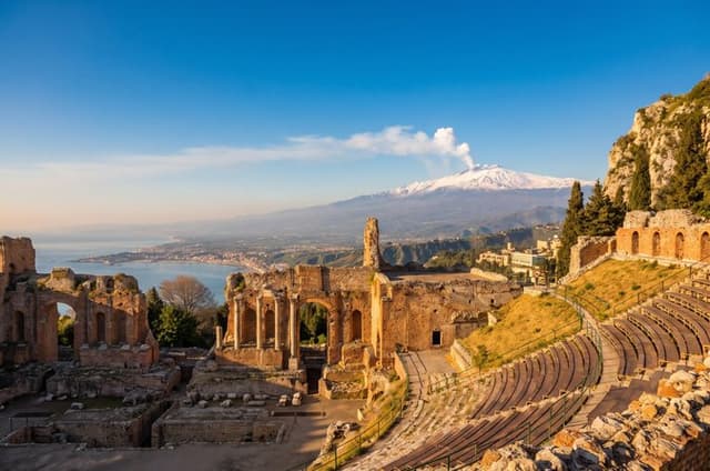 Taormina and Castelmola Private Mercedes with Driver 5 Hours