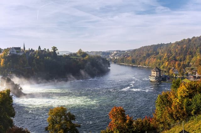 Rhine Falls and Stein am Rhein Private Day Trip