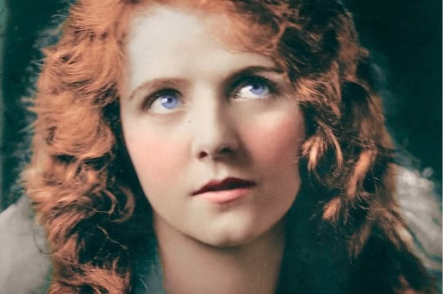 Broadway Ghost Stories: Self-Guided Audio Walking Tour