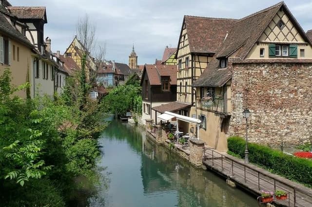 Colmar Self Guided Walking Tour and City Exploration Game