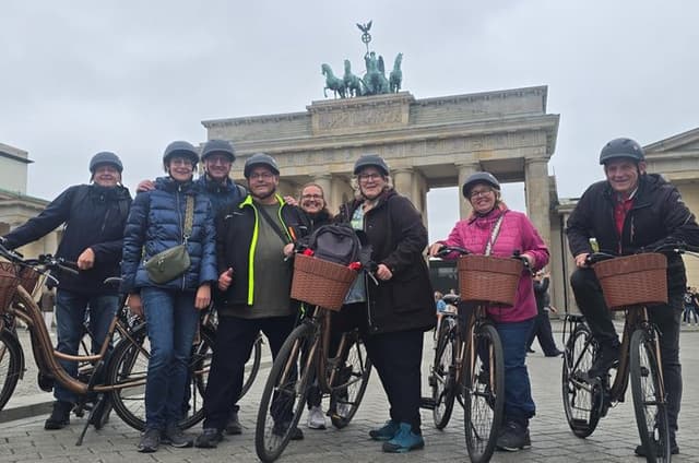 Berlin - The perfect highlight bike tour through the heart of the city