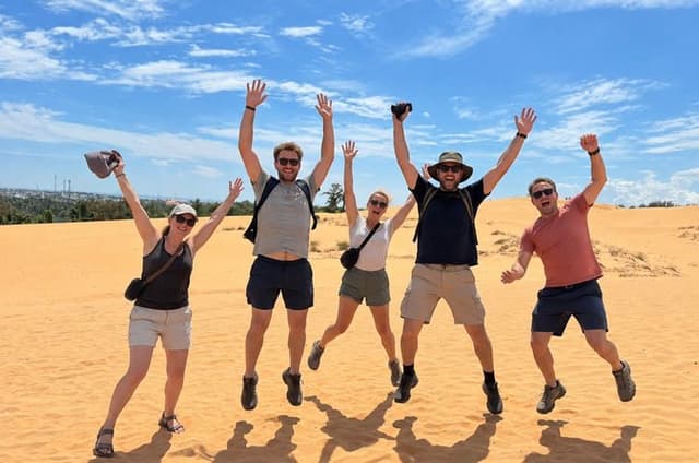 From Ho Chi Minh: Mui Ne Day Trip with Fairy Stream and Sand Dune