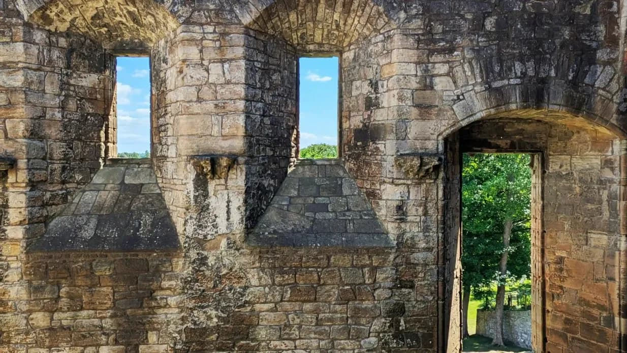 Best Linlithgow Guided Tours from Edinburgh