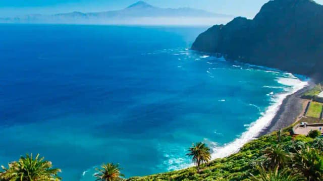 La Gomera: Guided Tour + Ferry Ride + Lunch + Transfer