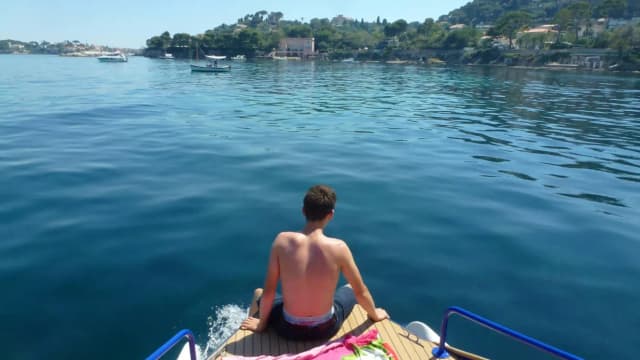 Beaulieu-sur-Mer: Romantic Cruise on a Solar Electric Boat