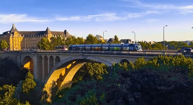 FreeTour Luxembourg: History, Legends &amp; Viewpoints
