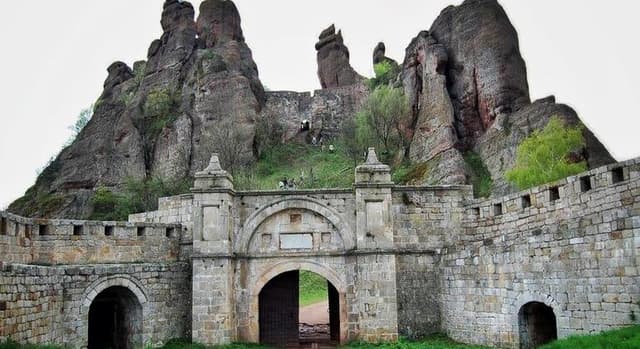 Belogradchik Highlights: Self Guided Exploration Game