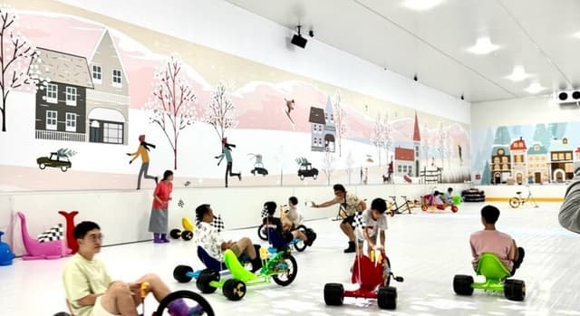 Frost Magical Ice of Siam Tour: Winter Wonderland in Tropical Pattaya