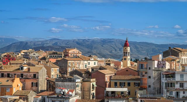 Corfu City Walking Tour with a Licensed Tourist Guide