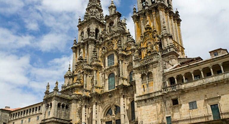 Best Santiago de Compostela City Tours & Guides